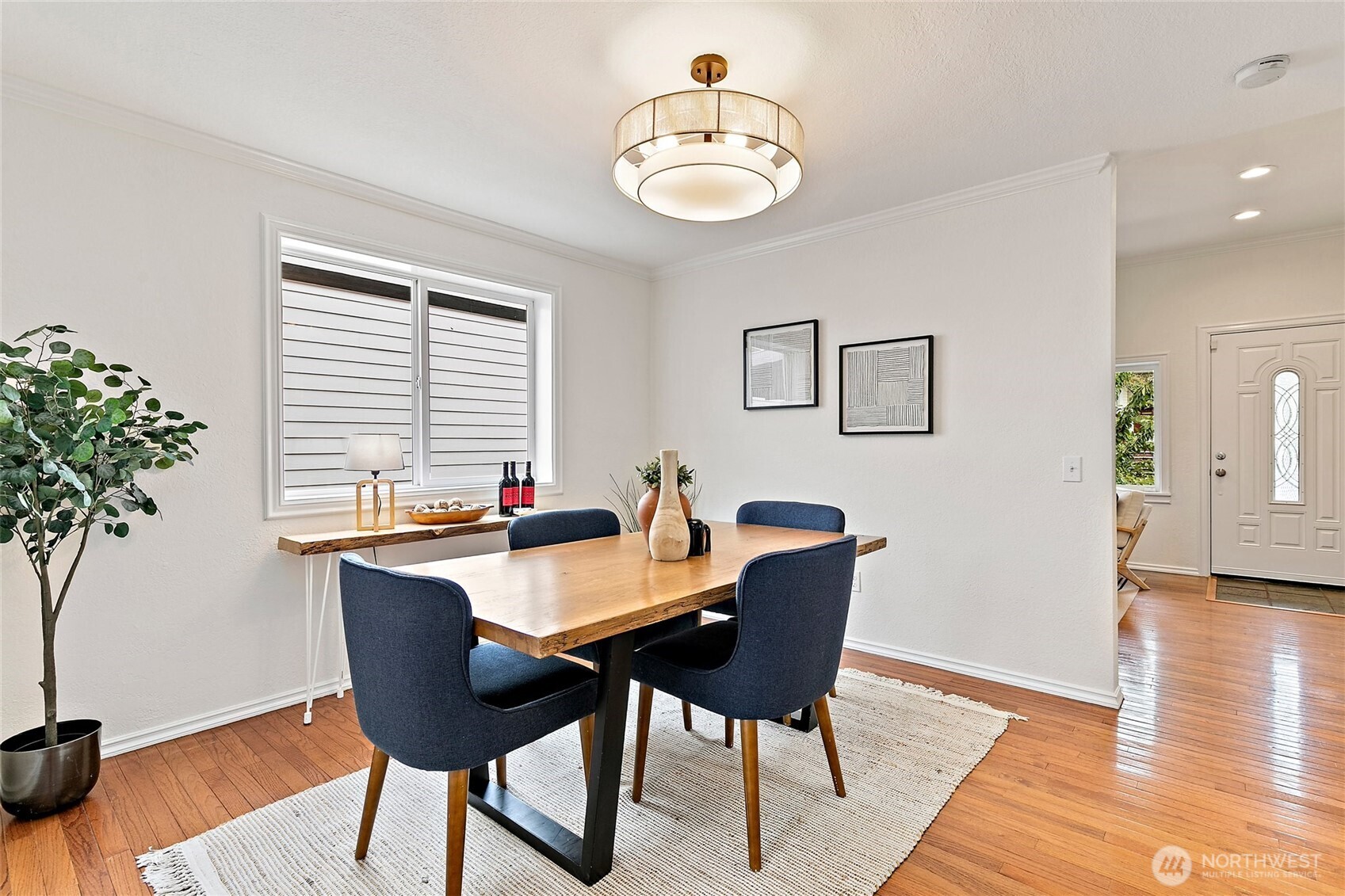 1913 E Spruce Street