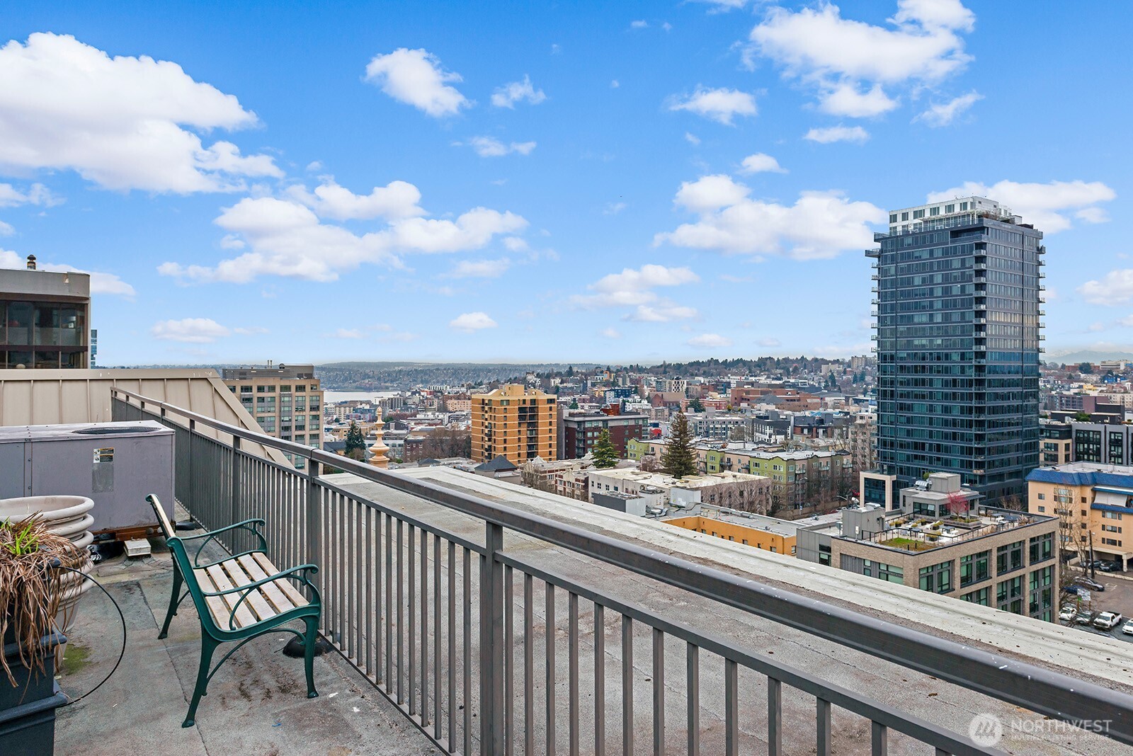 1017 Minor Avenue Unit: 901