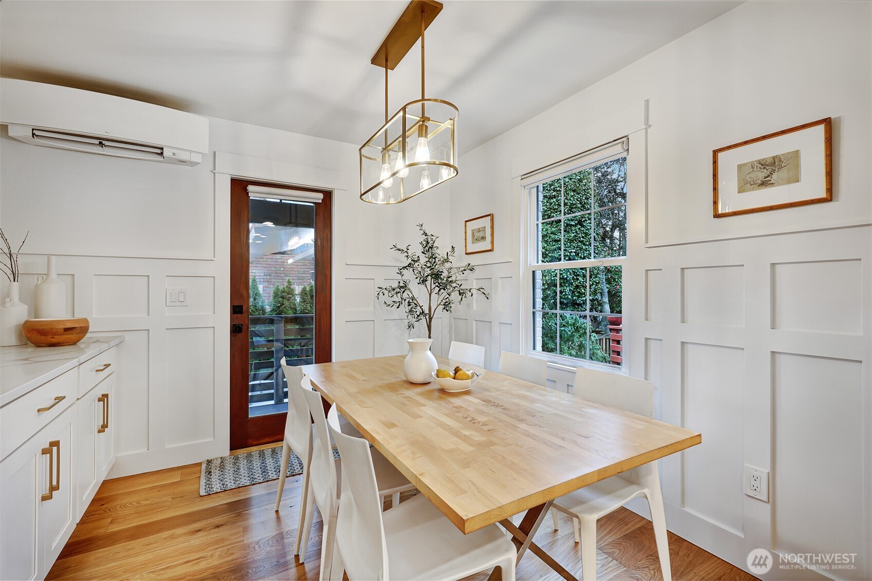 7060 Dibble Avenue NW