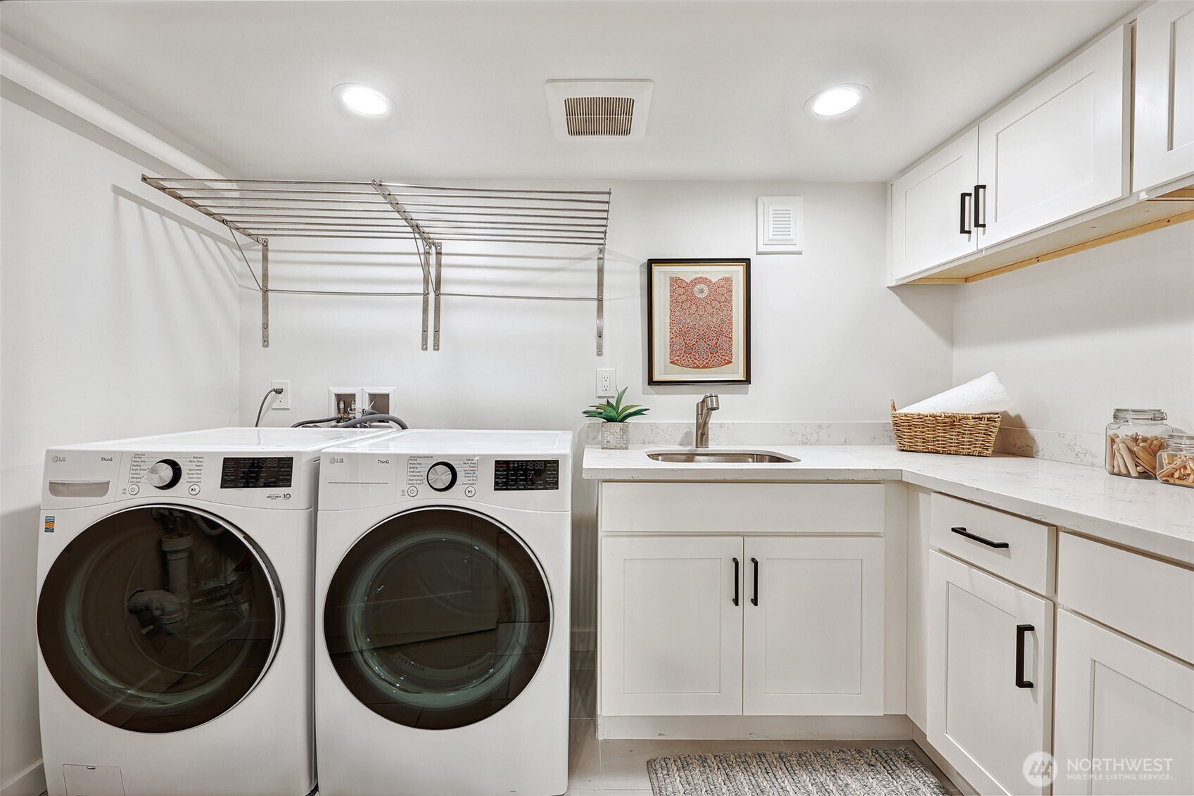 7060 Dibble Avenue NW