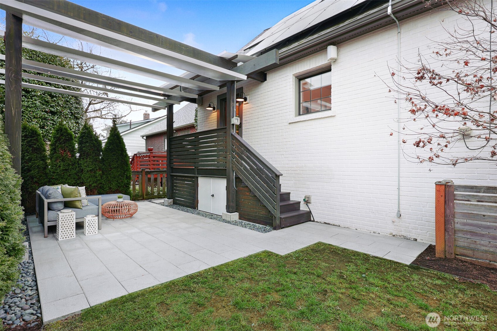 7060 Dibble Avenue NW