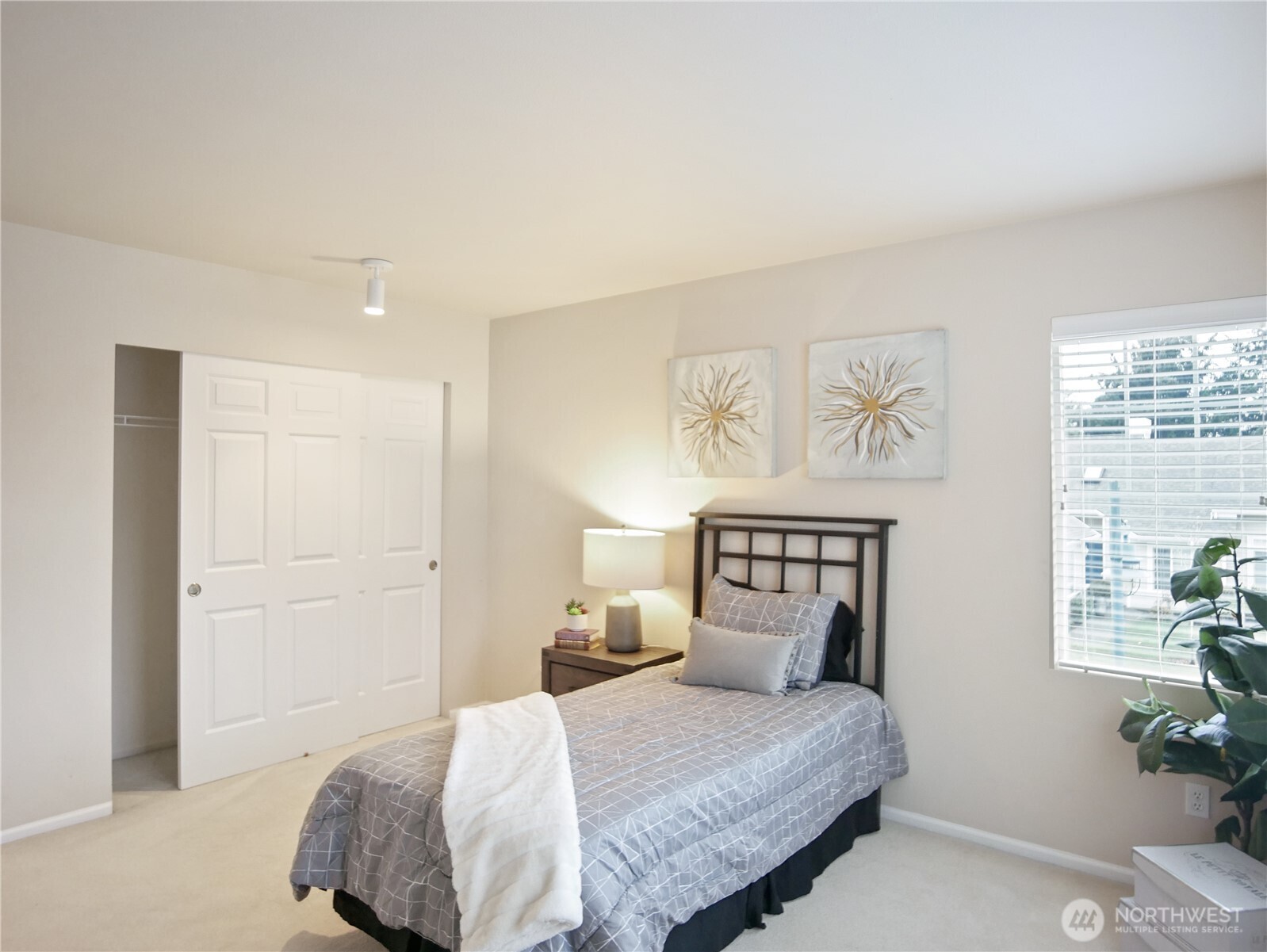 5131 S 234th Place Unit: 16-1