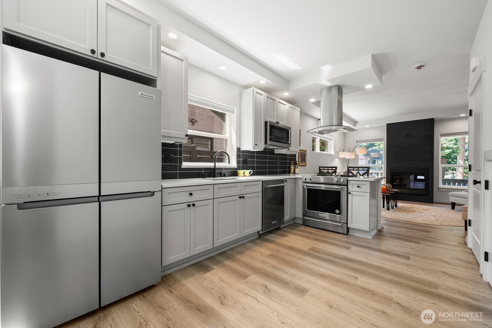 13211 1st Avenue NW Unit: 2