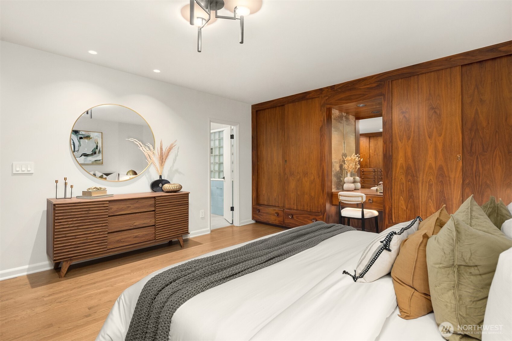 13739 Northwood Road NW