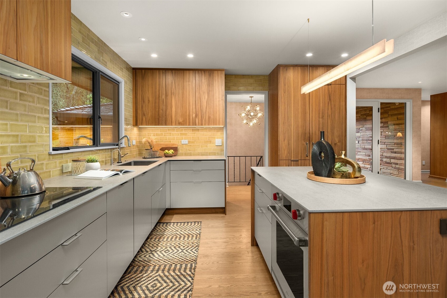 13739 Northwood Road NW