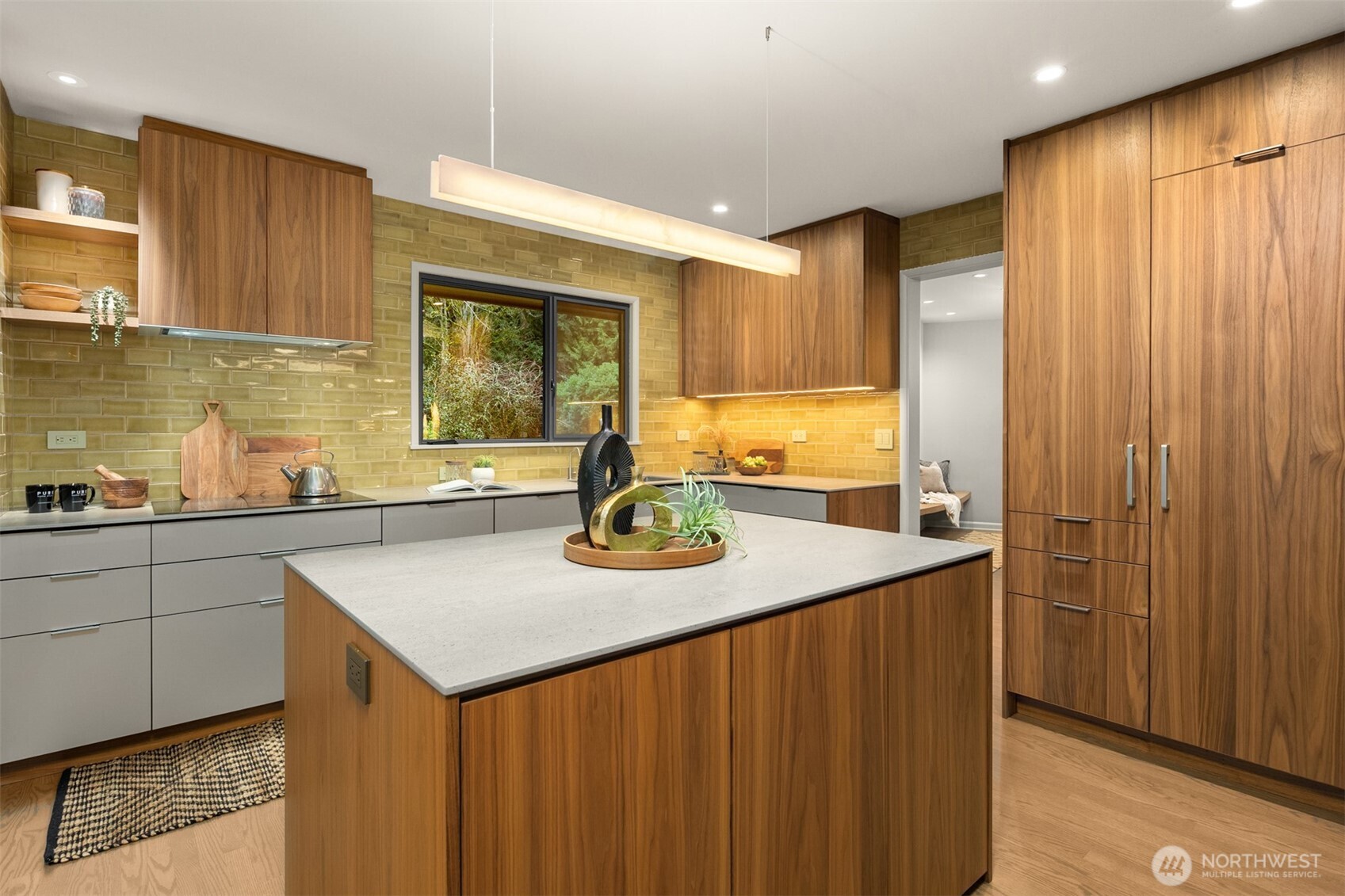 13739 Northwood Road NW