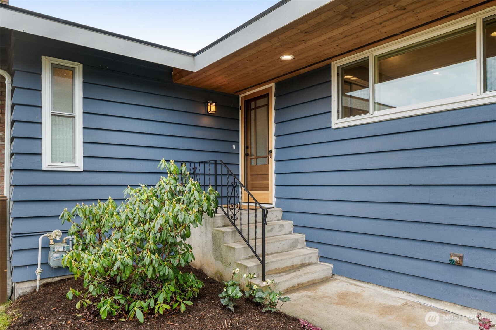 19870 47th Avenue NE