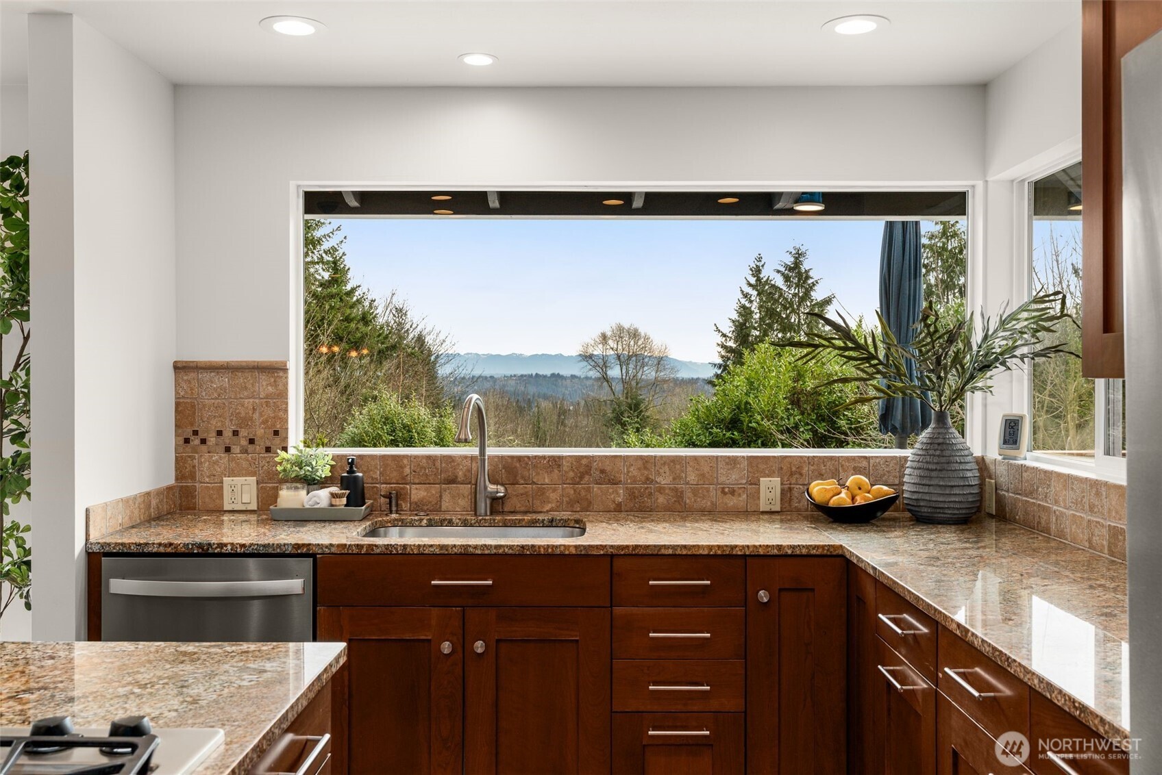 19870 47th Avenue NE