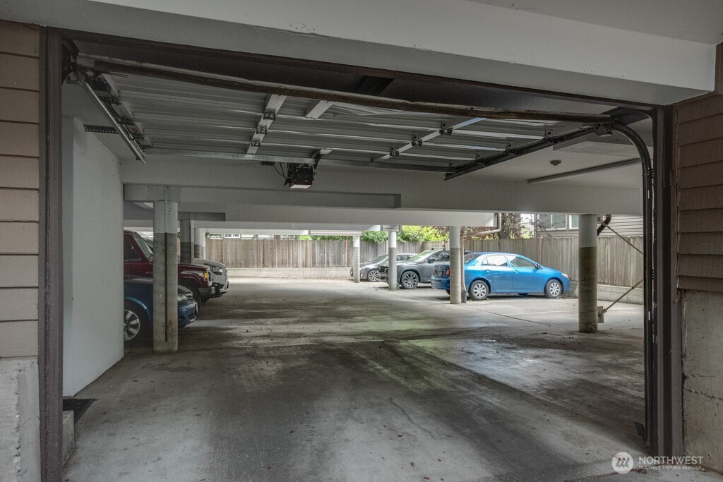 1312 6th Avenue N Unit: 9