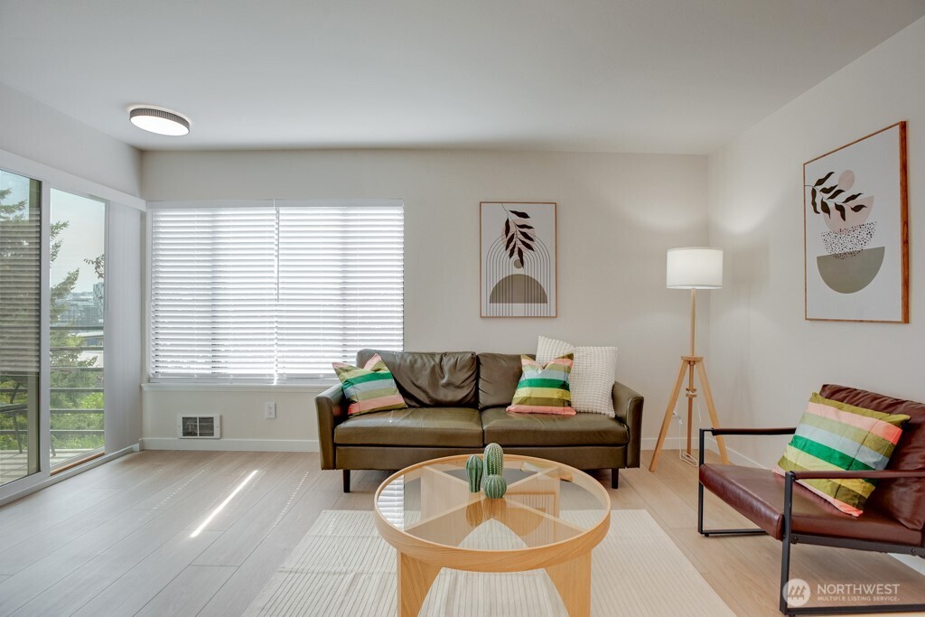 1312 6th Avenue N Unit: 9