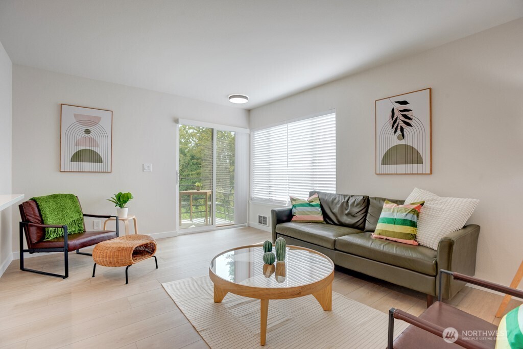 1312 6th Avenue N Unit: 9