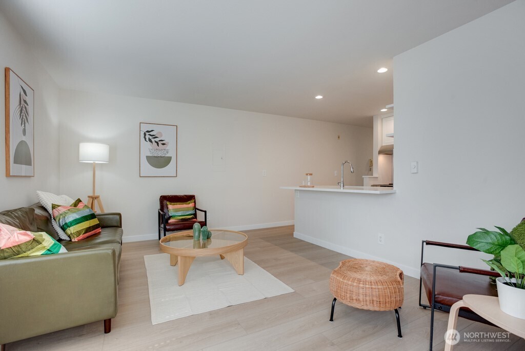 1312 6th Avenue N Unit: 9