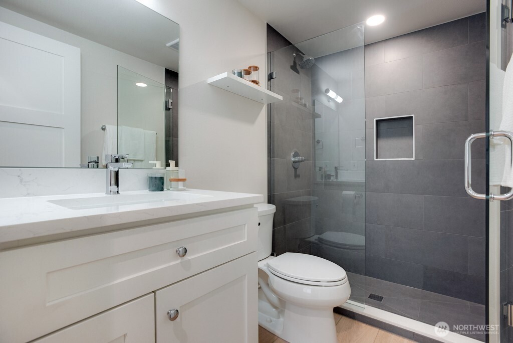 1312 6th Avenue N Unit: 9