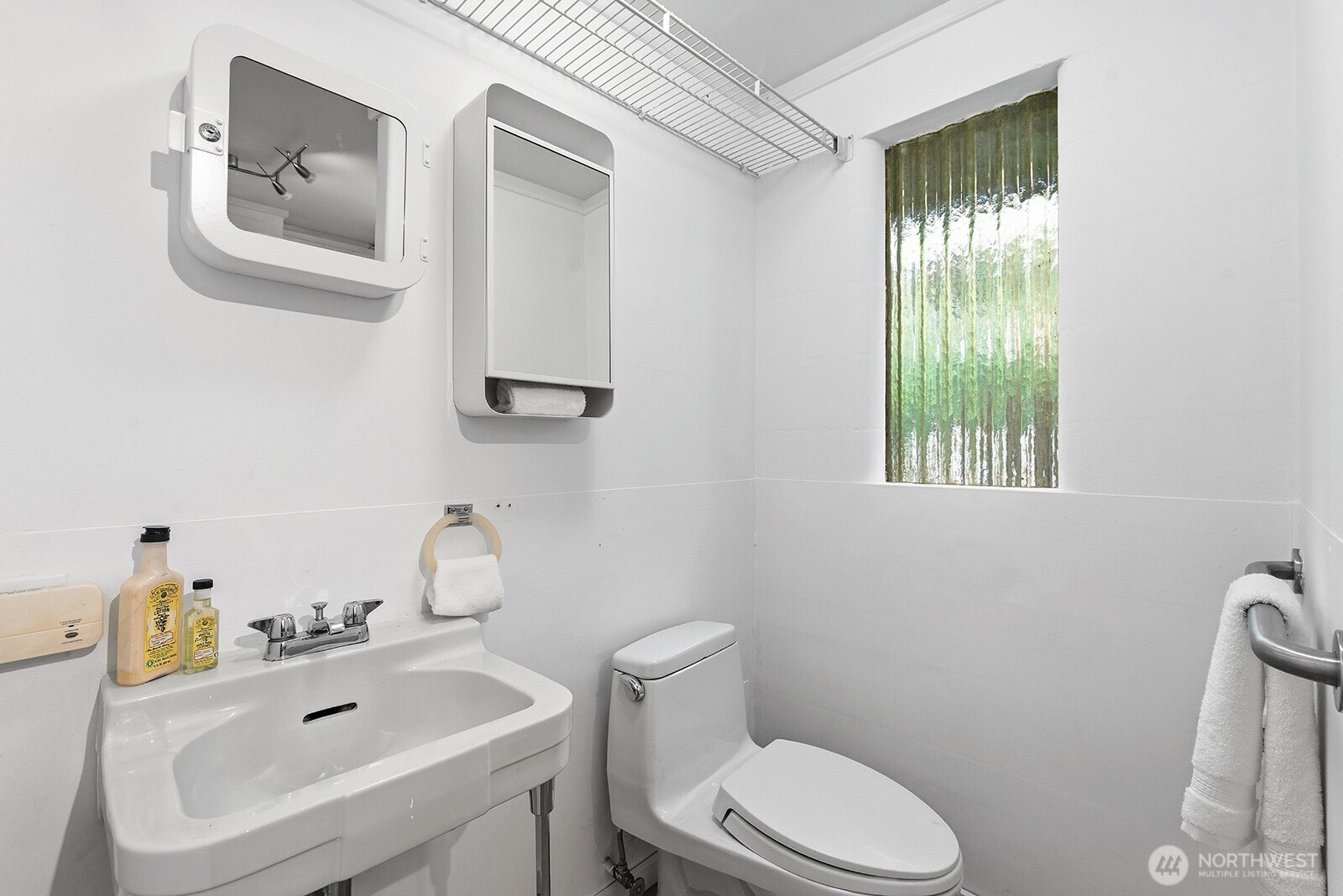 2306 NE 105th Street