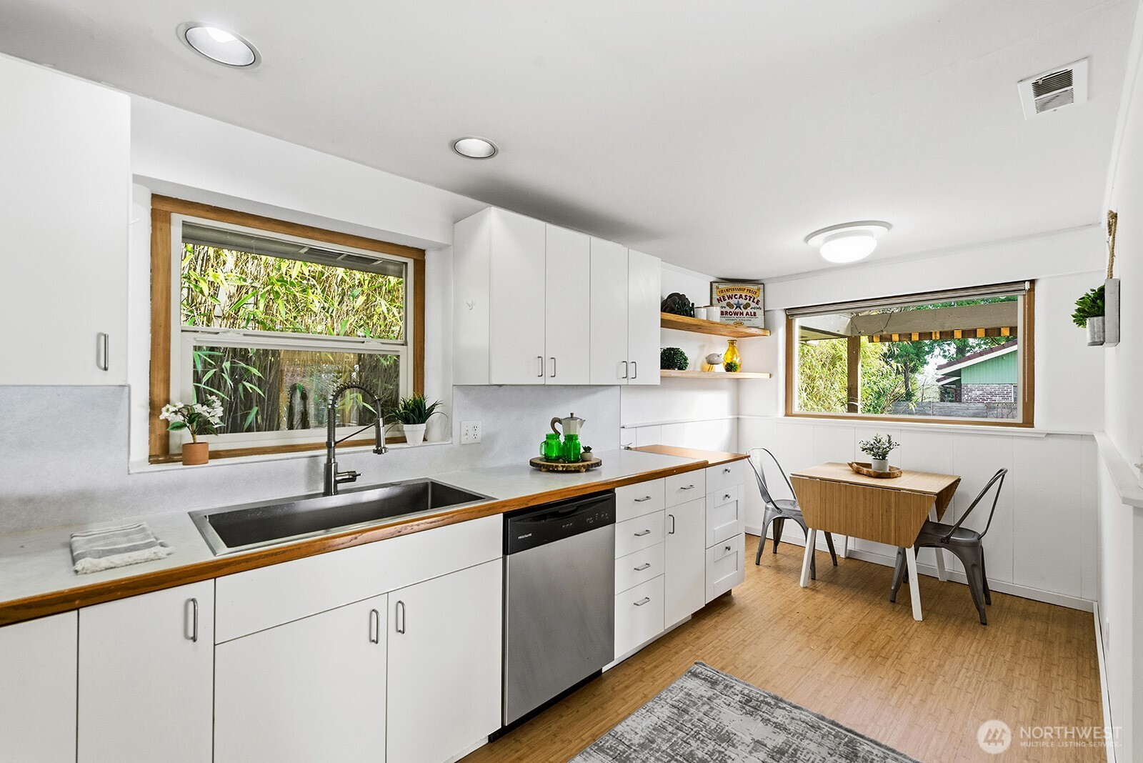 2306 NE 105th Street