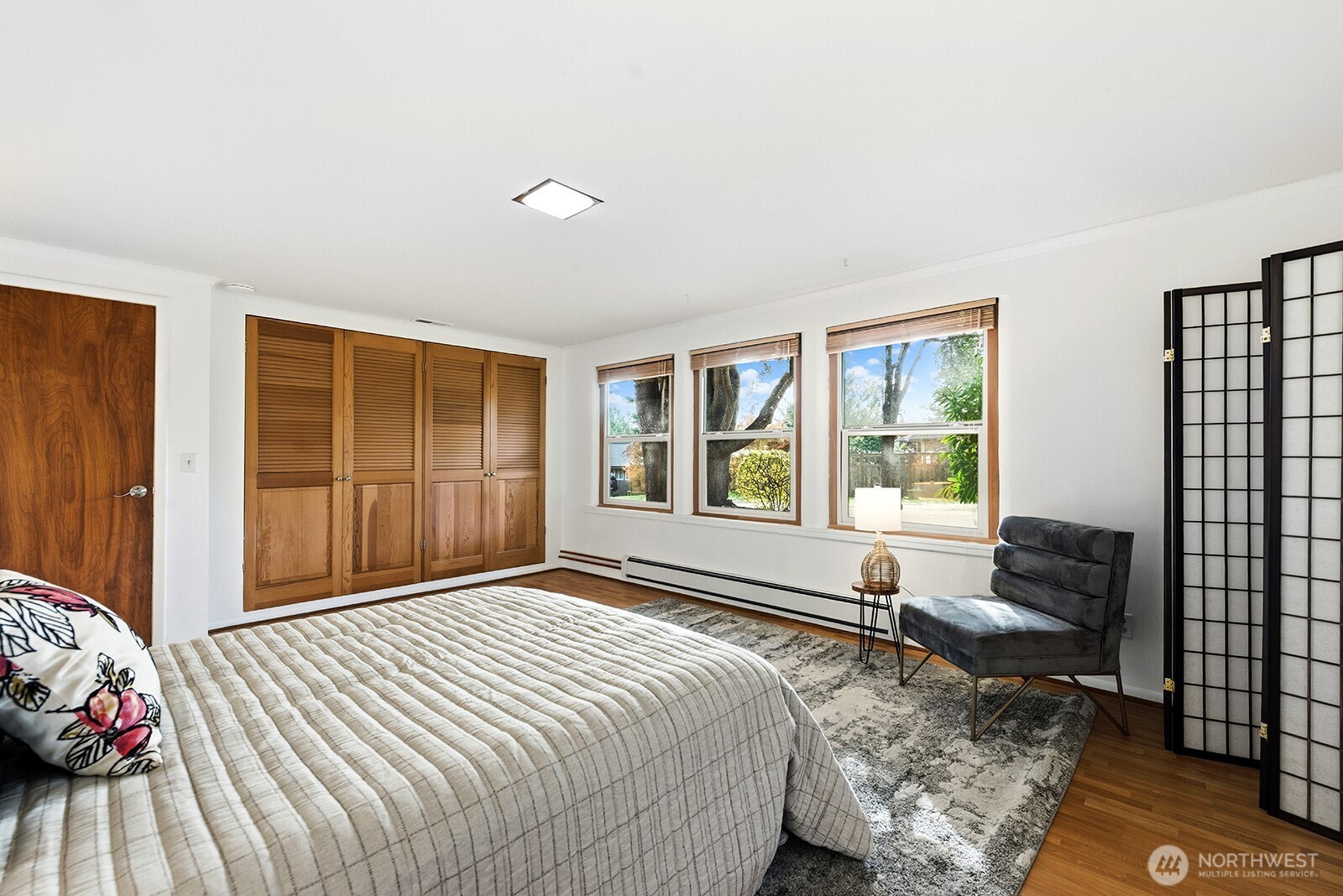 2306 NE 105th Street