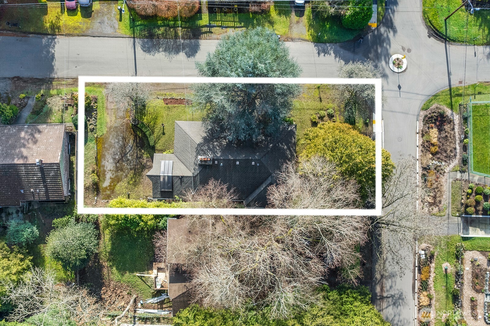 2306 NE 105th Street