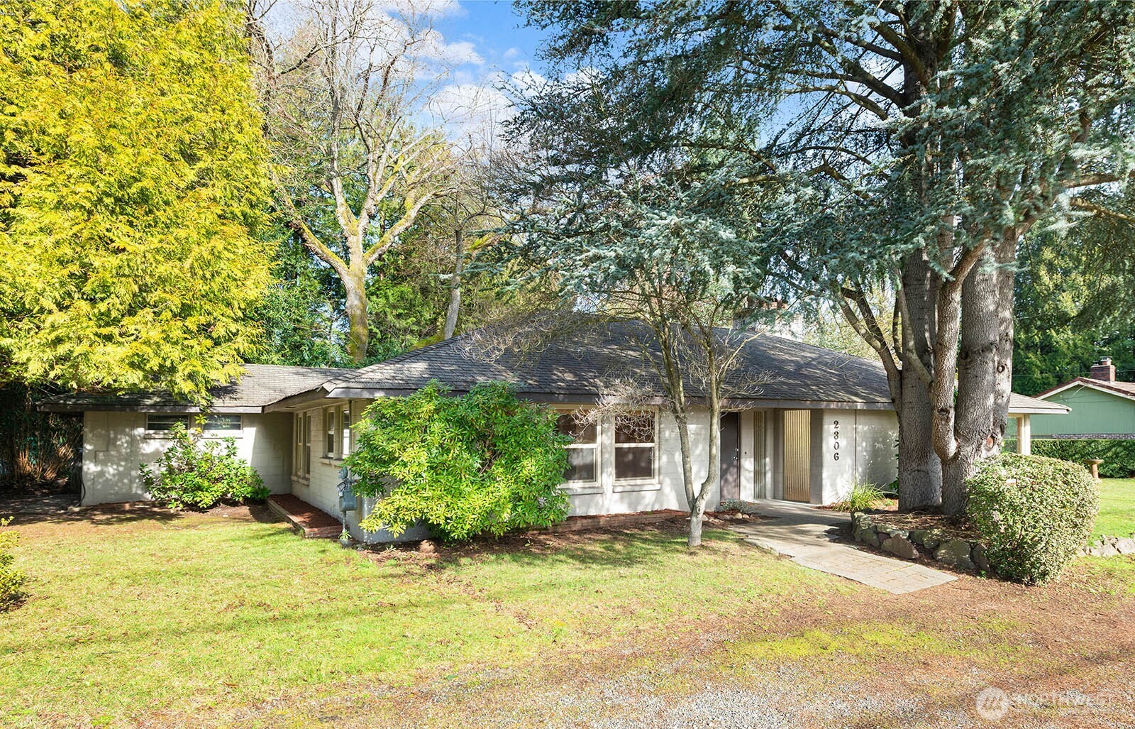 2306 NE 105th Street