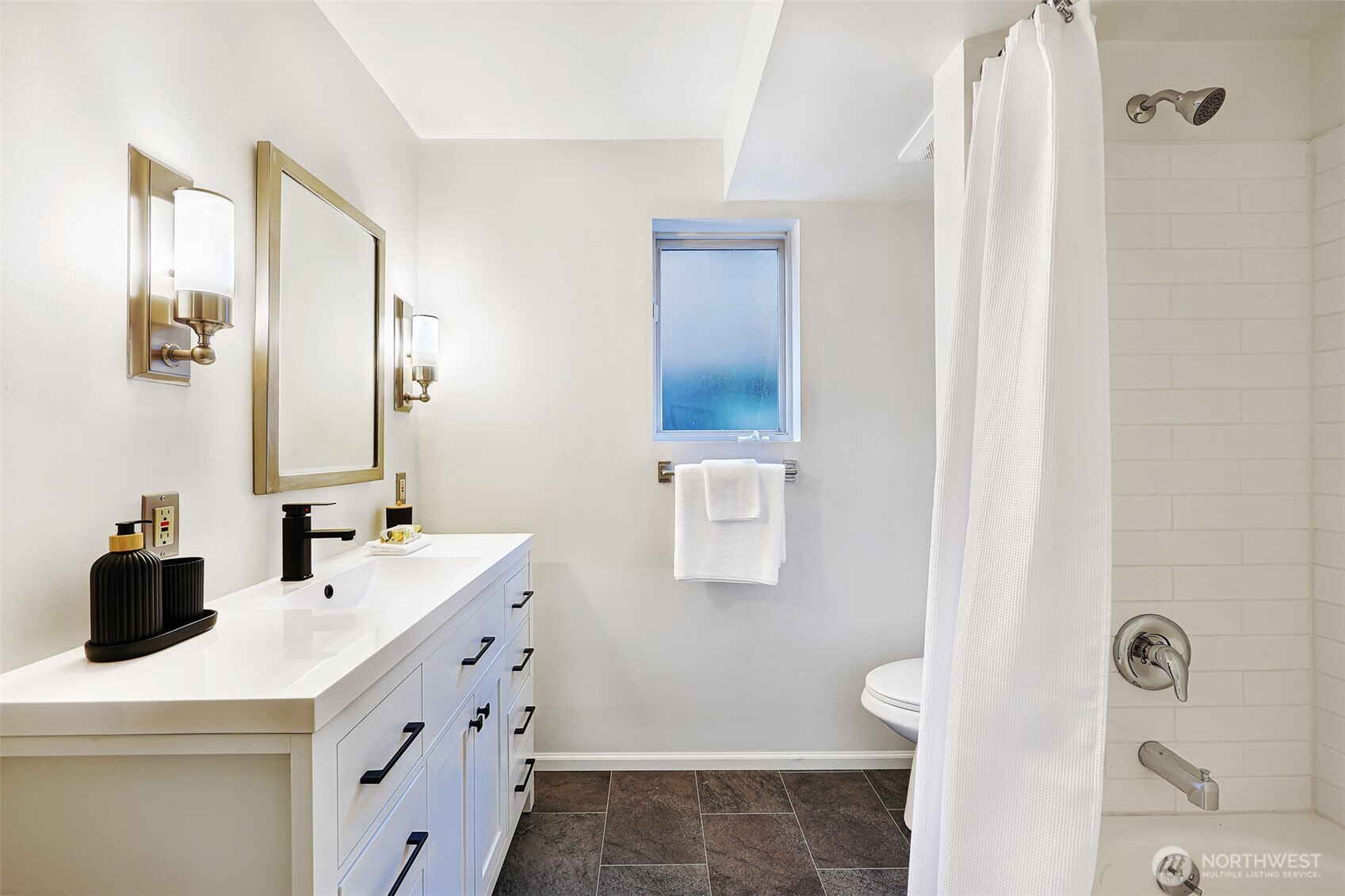 11715 12th Avenue NW