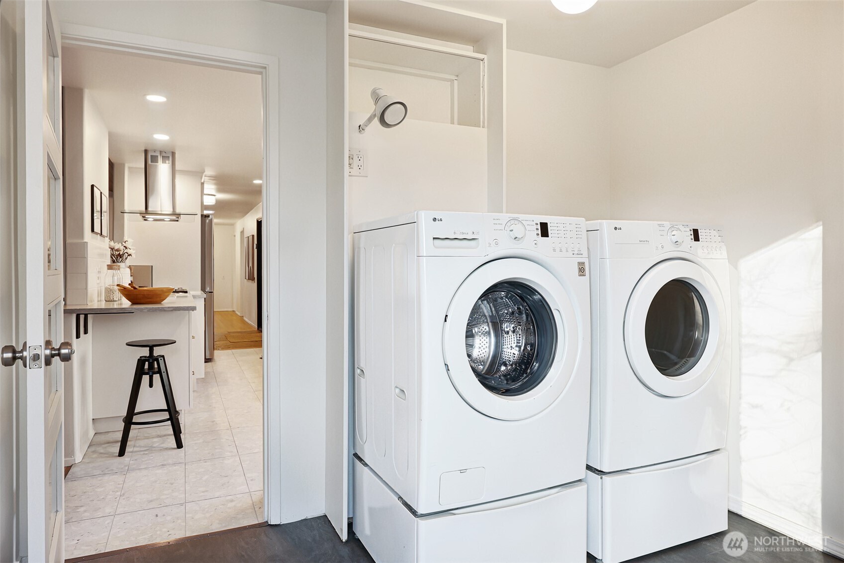 11715 12th Avenue NW