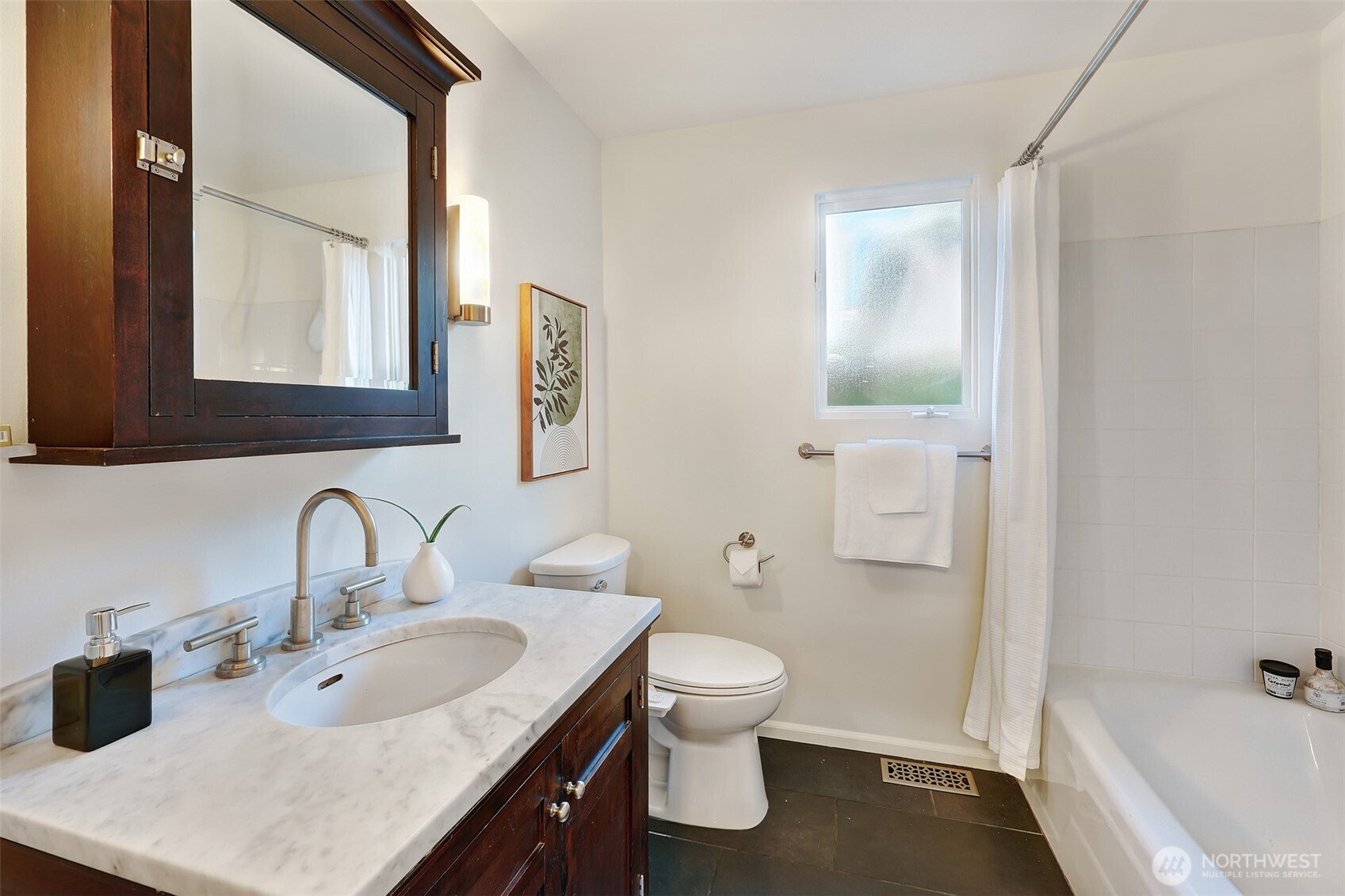 11715 12th Avenue NW