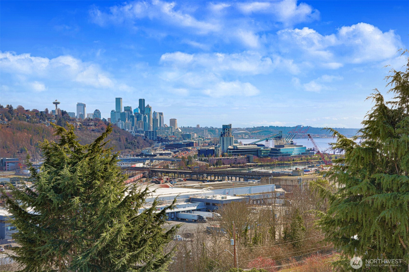 2200 Thorndyke Avenue W Unit: 402