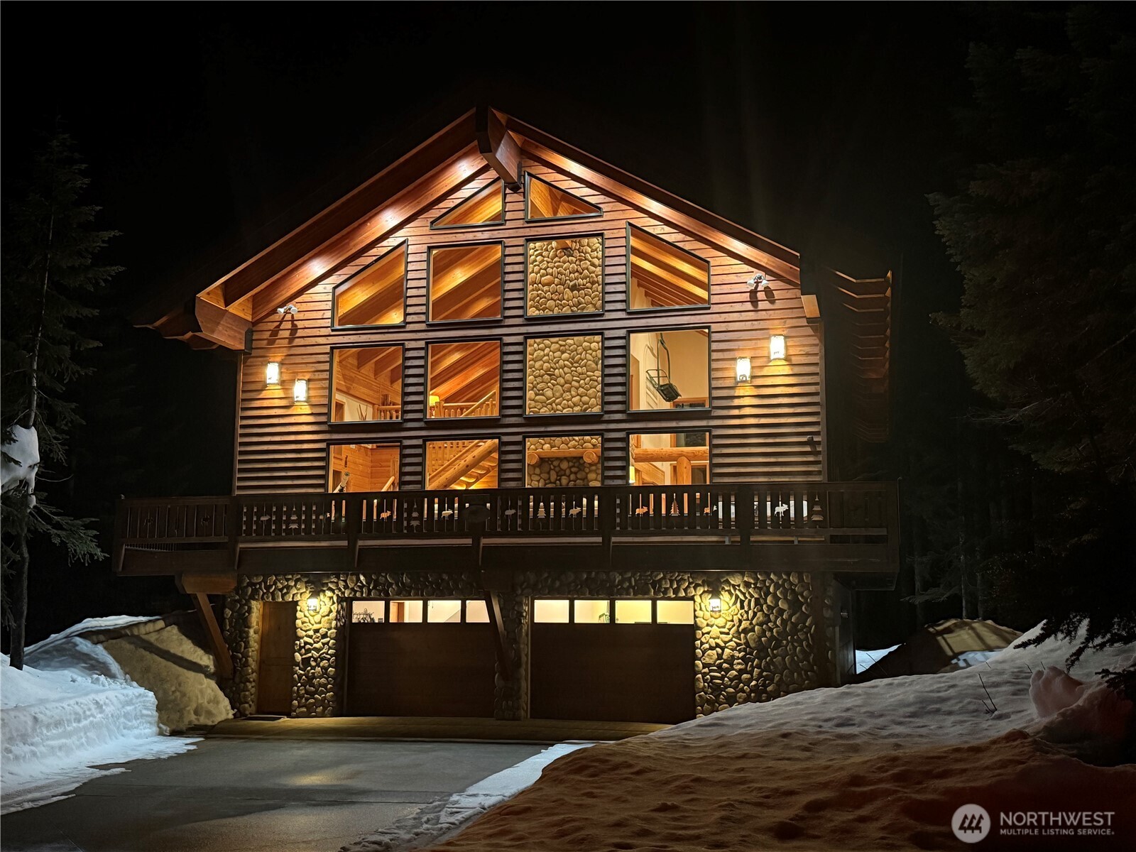 27 Alpental Strasse