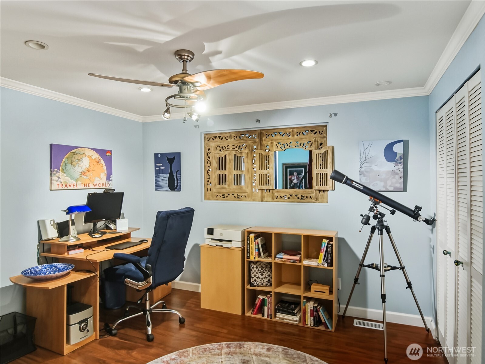 9240 Sand Point Way NE