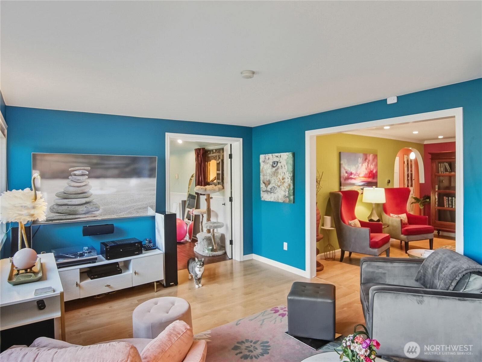 9240 Sand Point Way NE