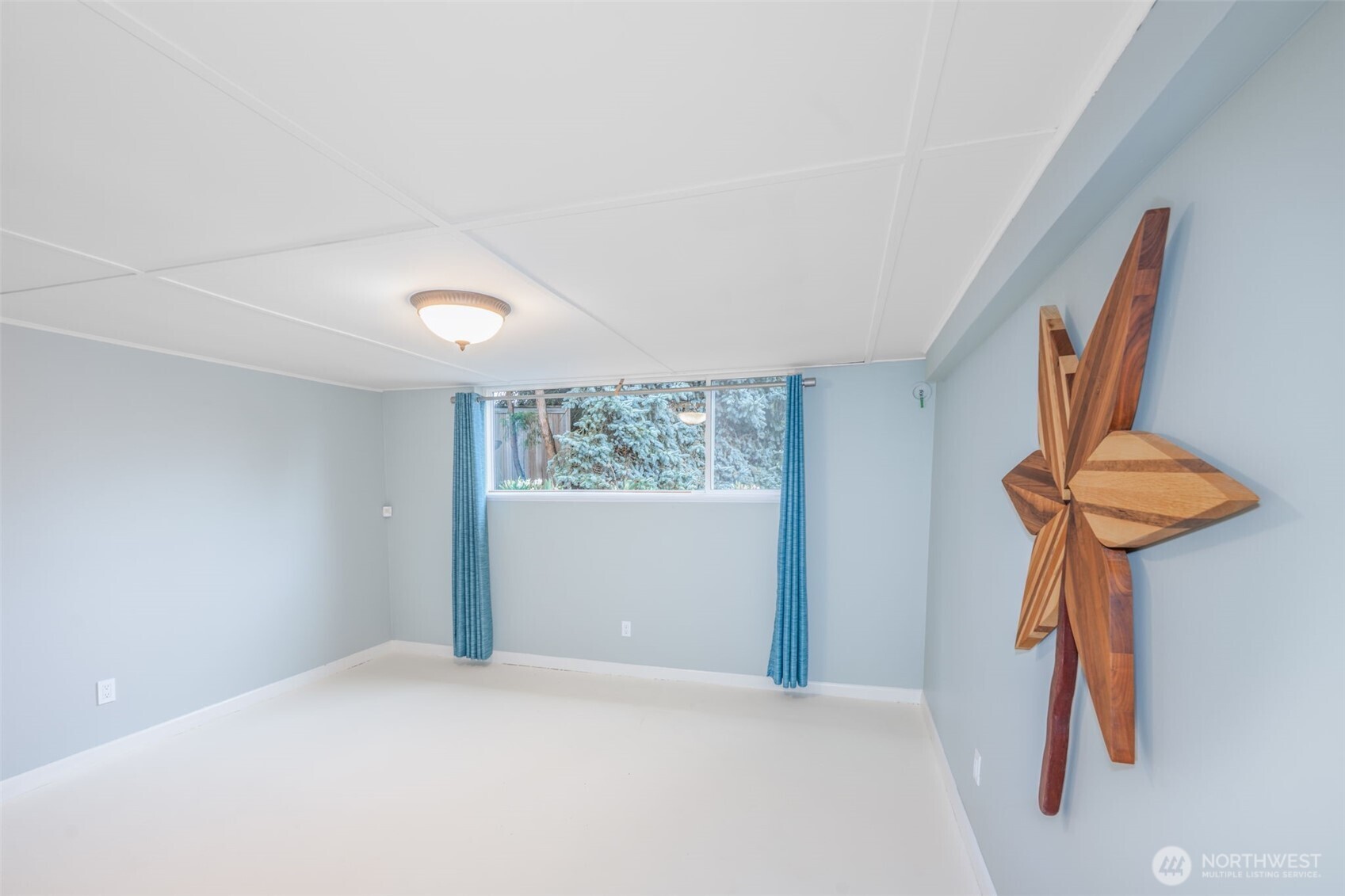 3744 NE 165th Street