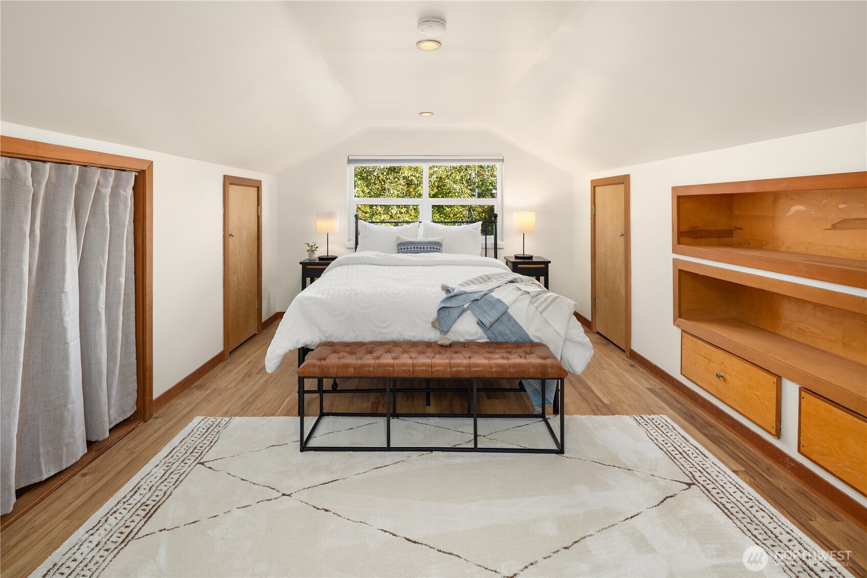 11252 Evanston Avenue N