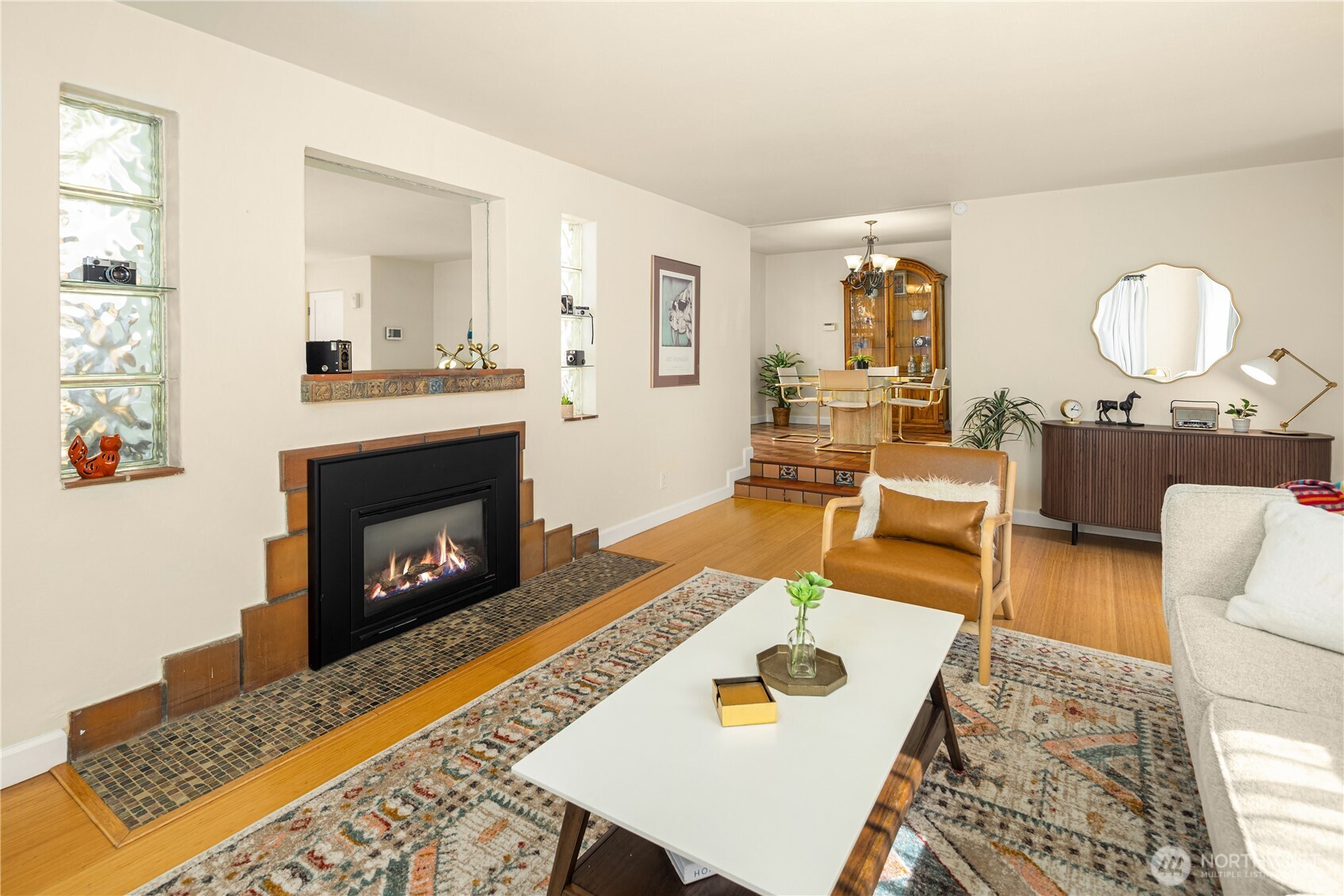 11252 Evanston Avenue N