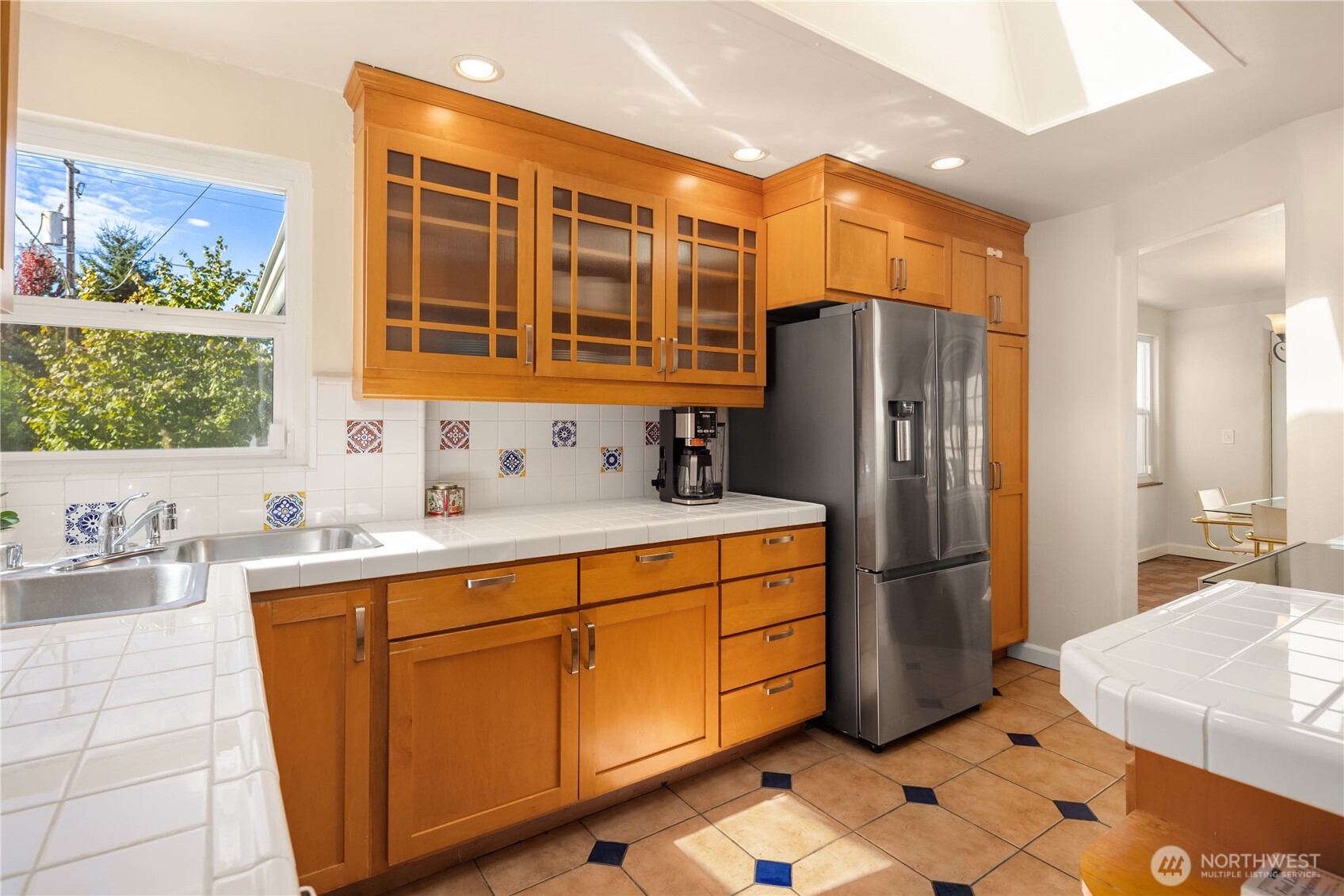 11252 Evanston Avenue N