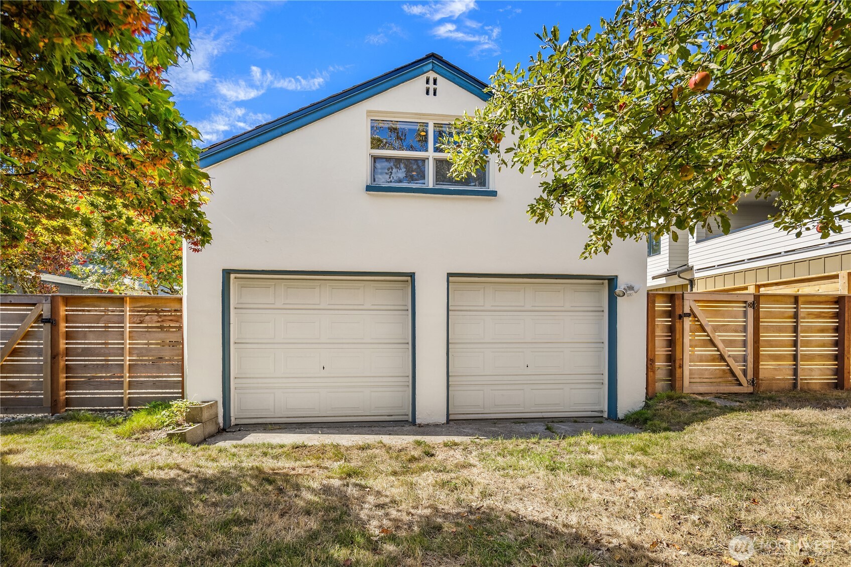 11252 Evanston Avenue N