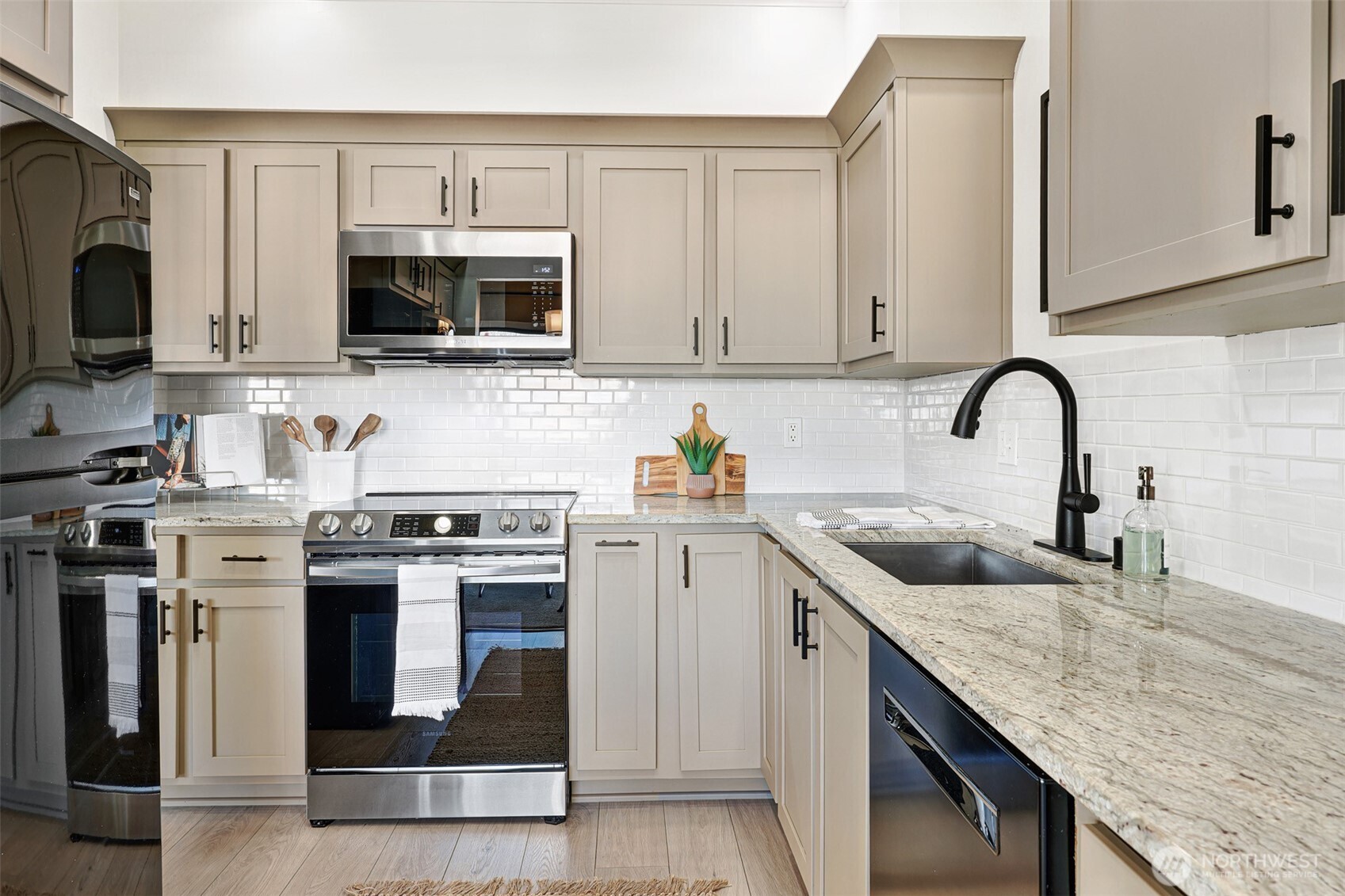 2618 4th Avenue N Unit: 504