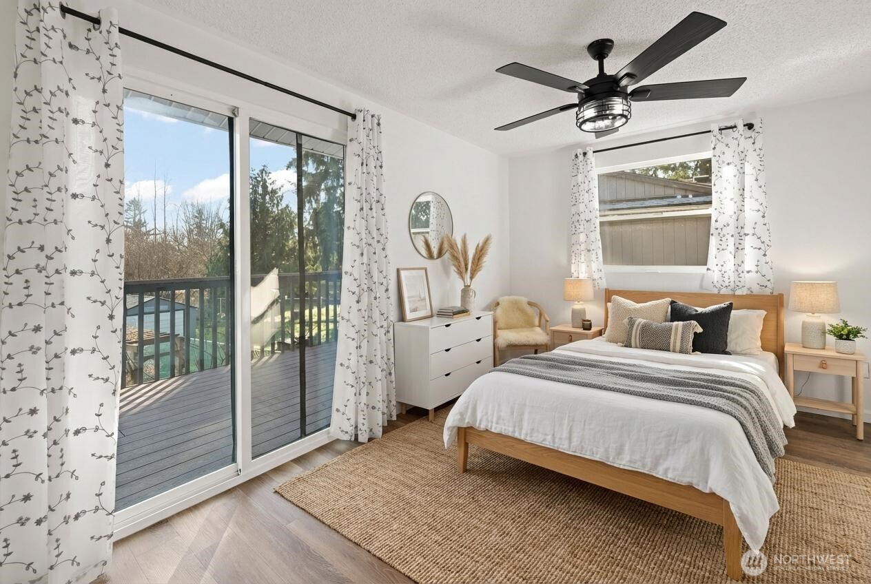 10609 52nd Avenue NE