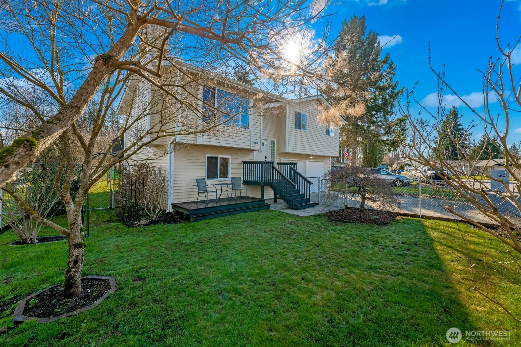 10609 52nd Avenue NE