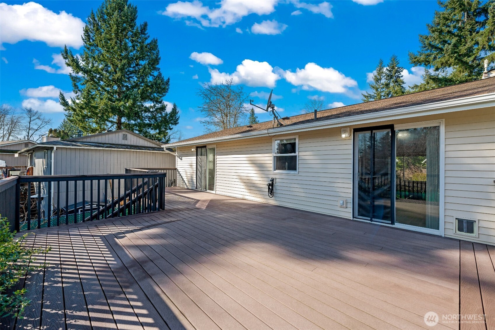 10609 52nd Avenue NE