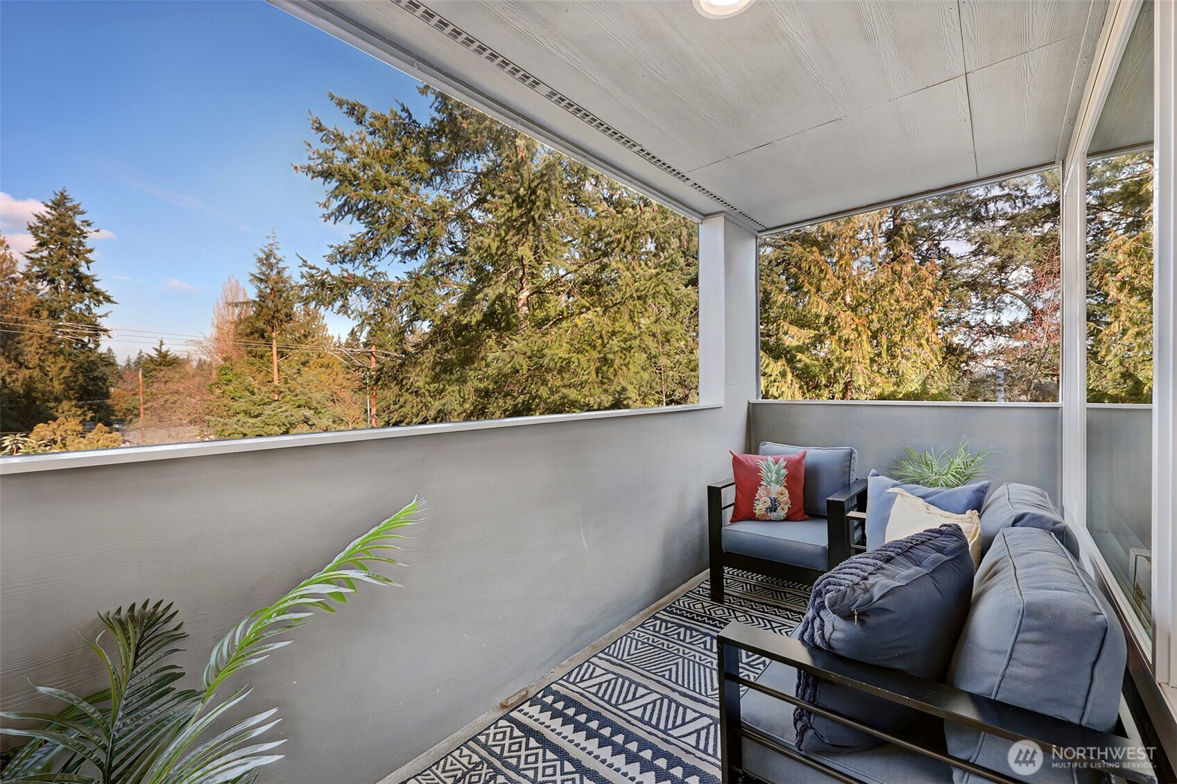 17417 Ashworth Avenue N Unit: 403