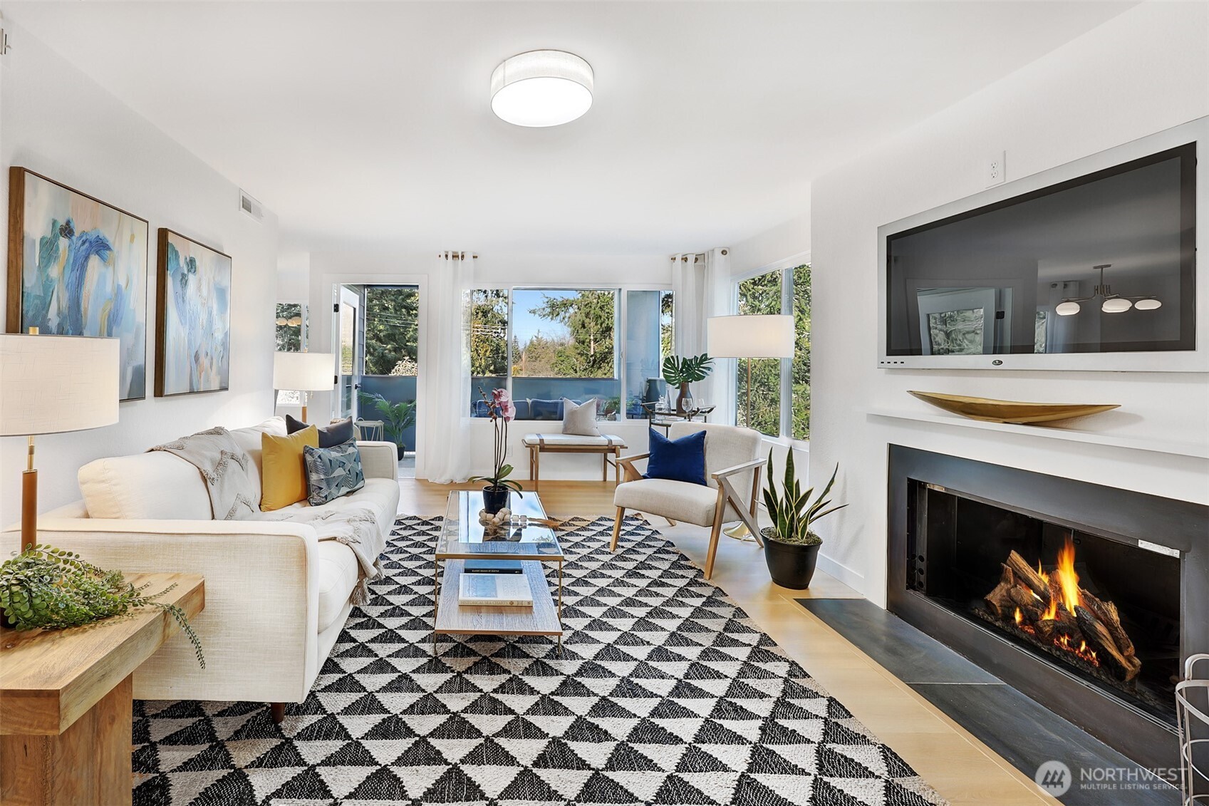 17417 Ashworth Avenue N Unit: 403