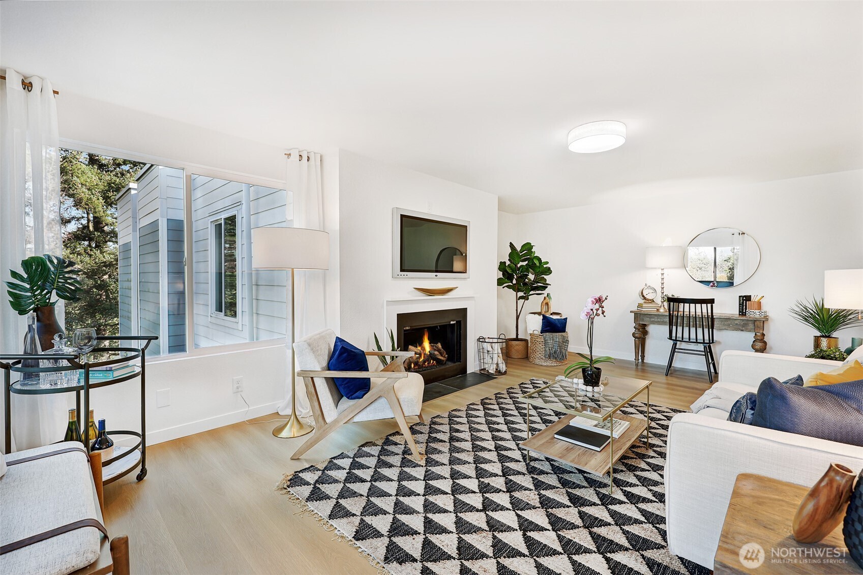 17417 Ashworth Avenue N Unit: 403