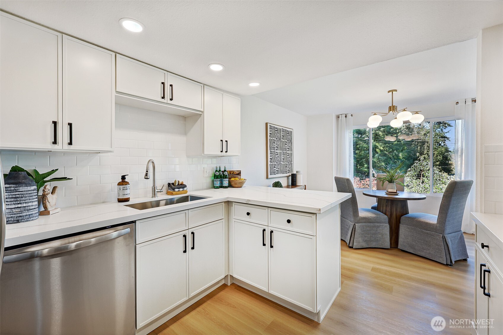 17417 Ashworth Avenue N Unit: 403