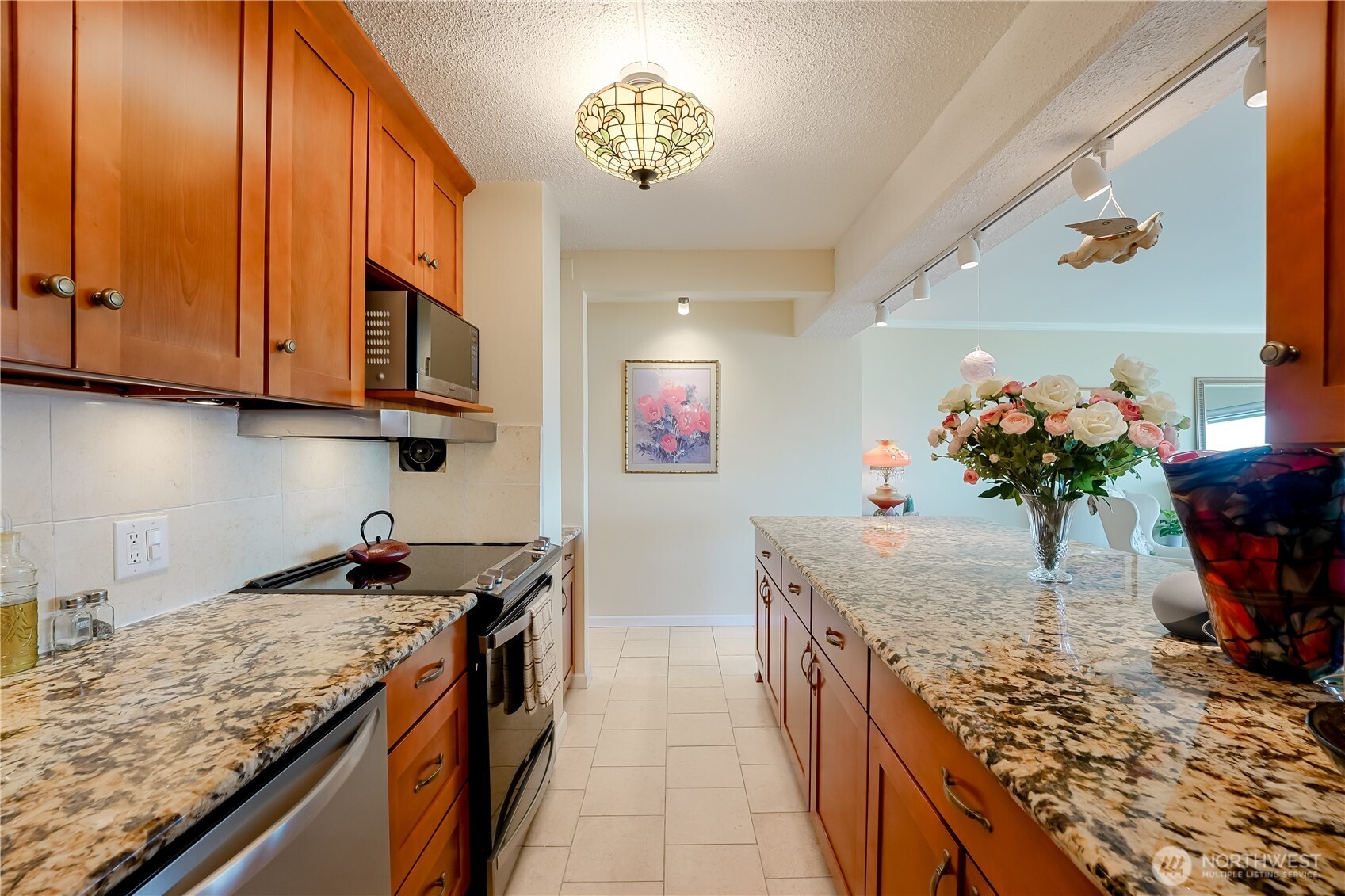 308 E Republican Street Unit: 214