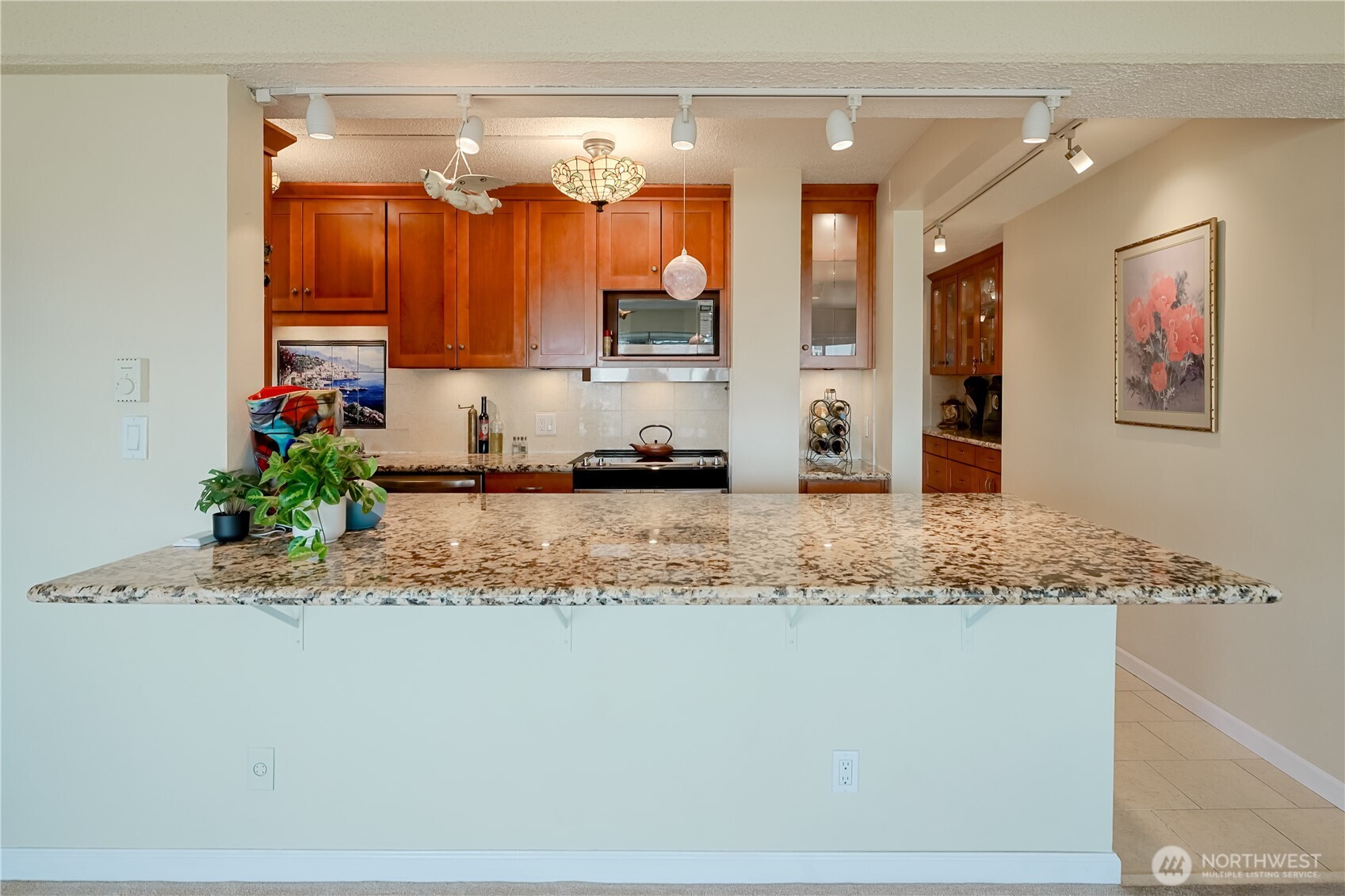 308 E Republican Street Unit: 214