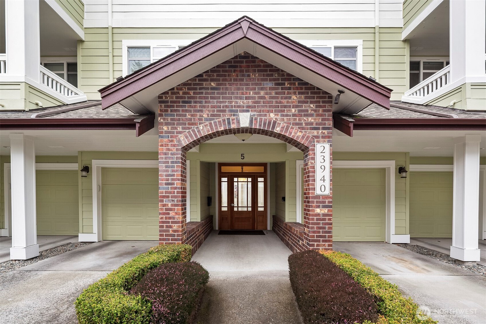 23940 NE 115th Lane Unit: 202