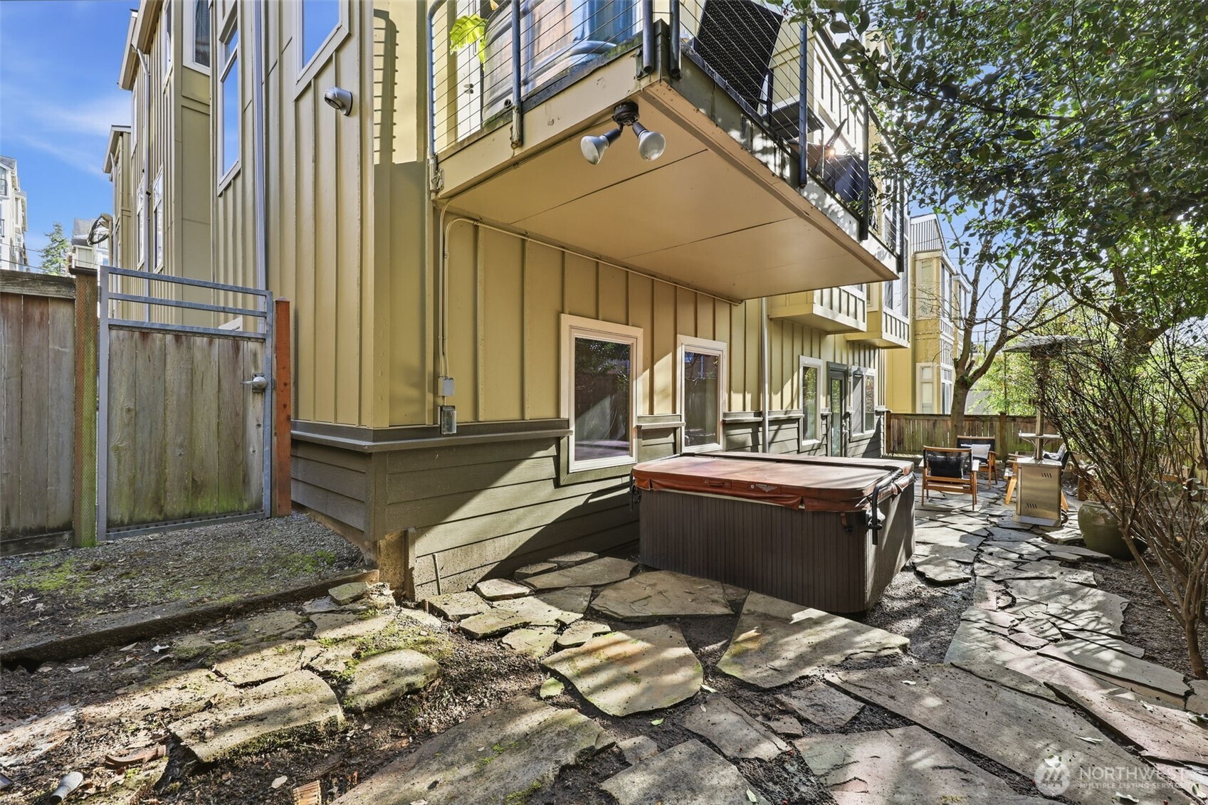 3671 Dayton Avenue N Unit: 2