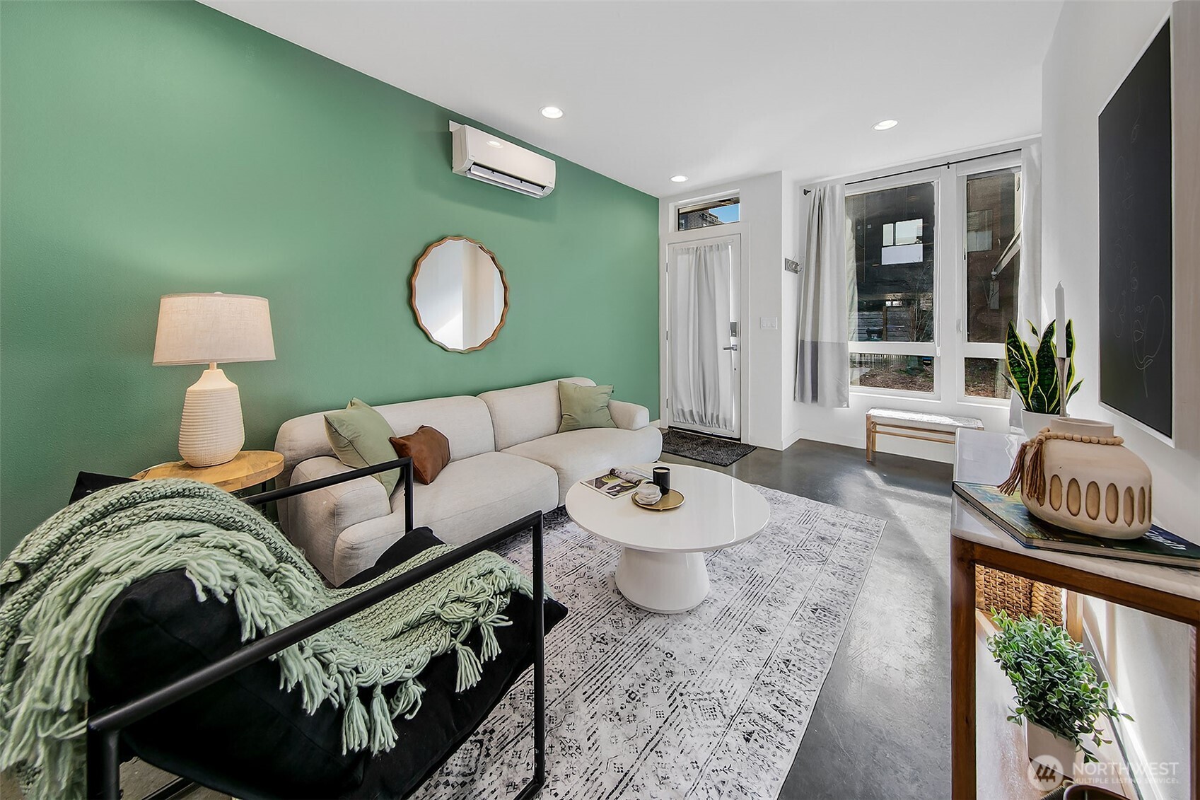 6726 Corson Avenue S Unit: F