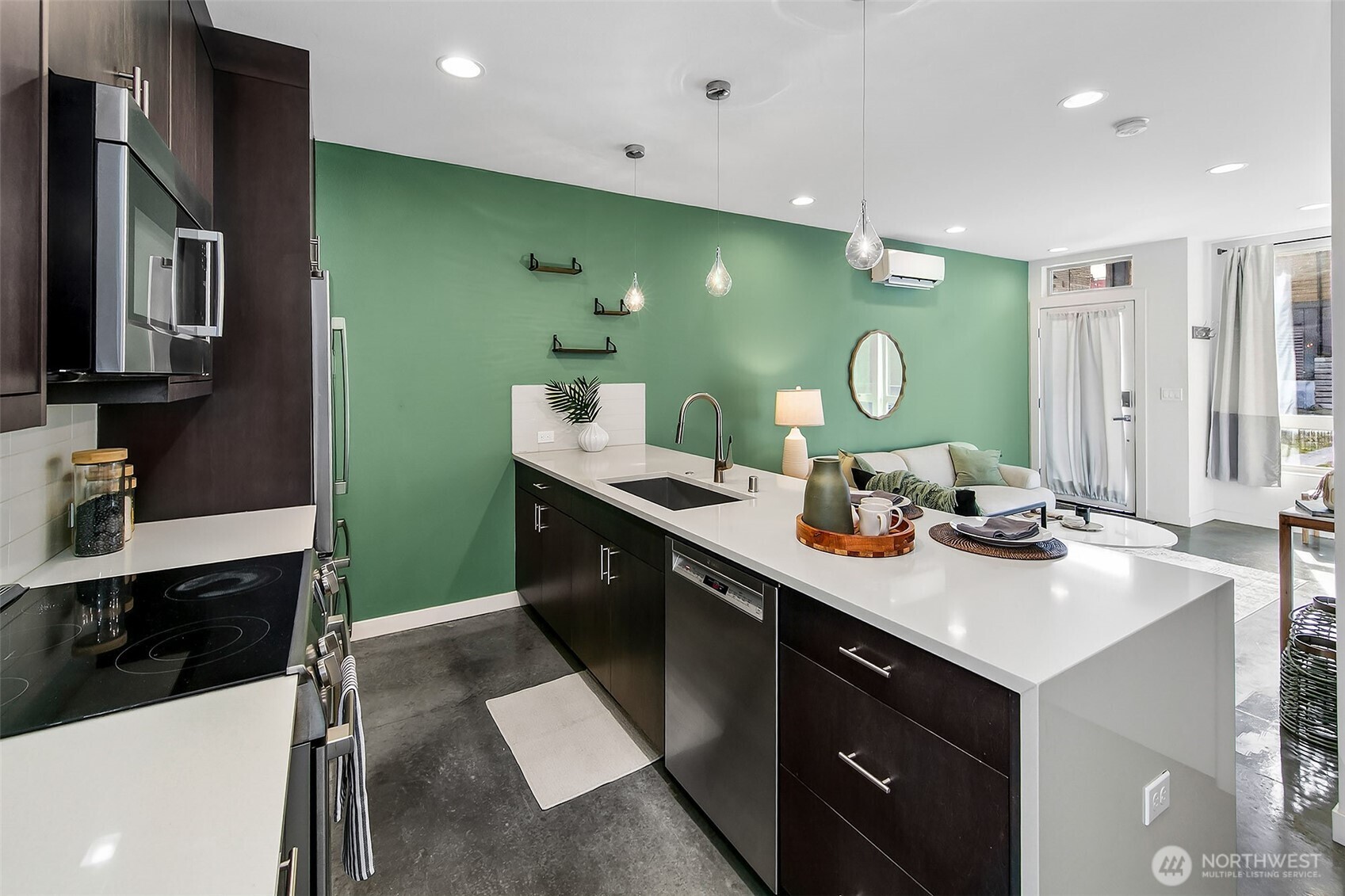 6726 Corson Avenue S Unit: F