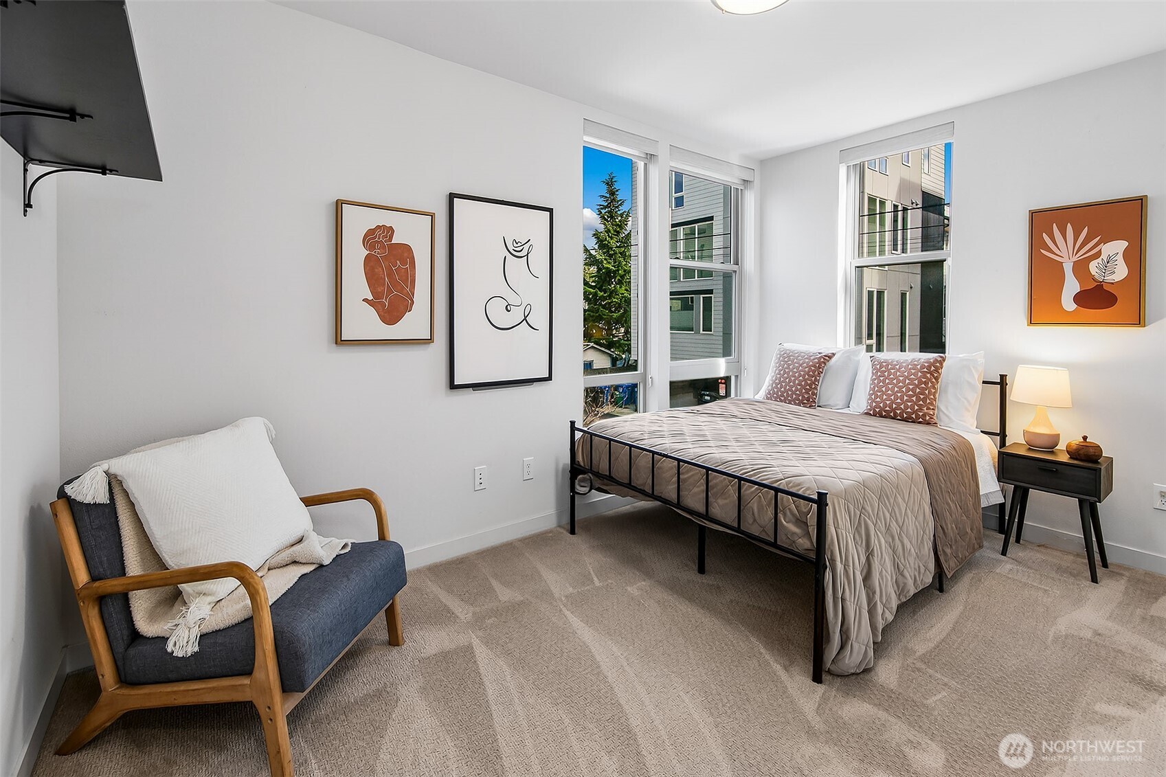 6726 Corson Avenue S Unit: F