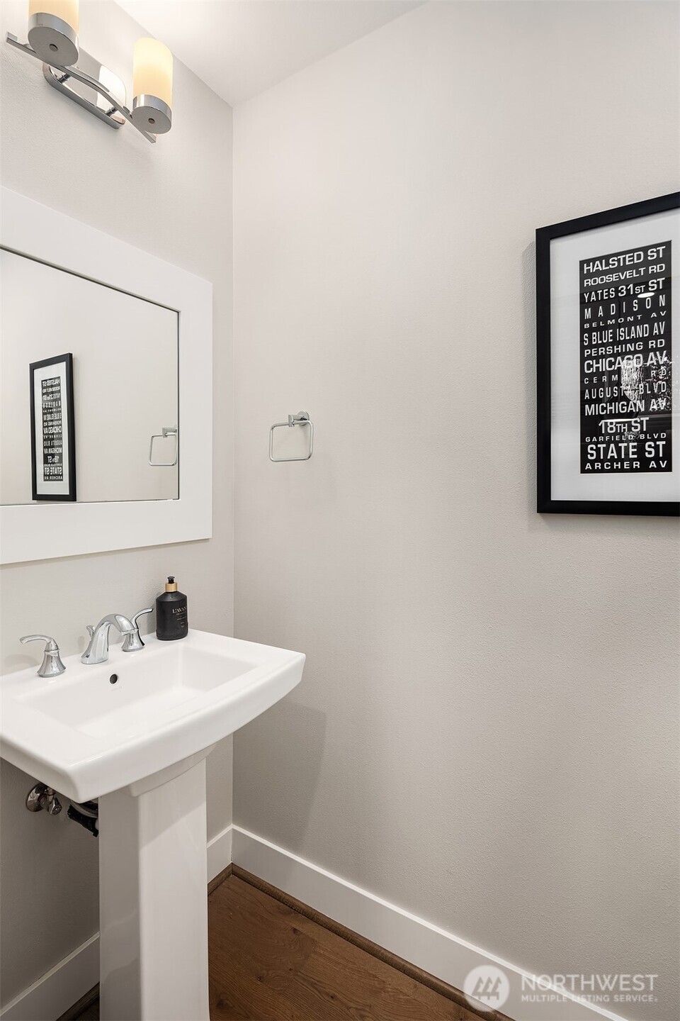 901 W McGraw Street Unit: 6